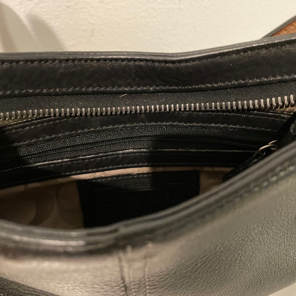 black leather coach mini bag - Picture 3 of 3
